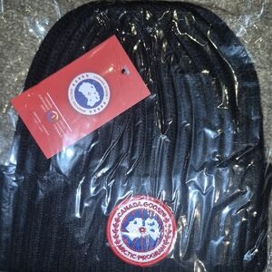 Canada Goose Black Knit Hat